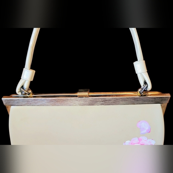 Vintage Patent Purse With Hand Painted Cherry Blossoms Signed "SM" - Picture 3 of 16